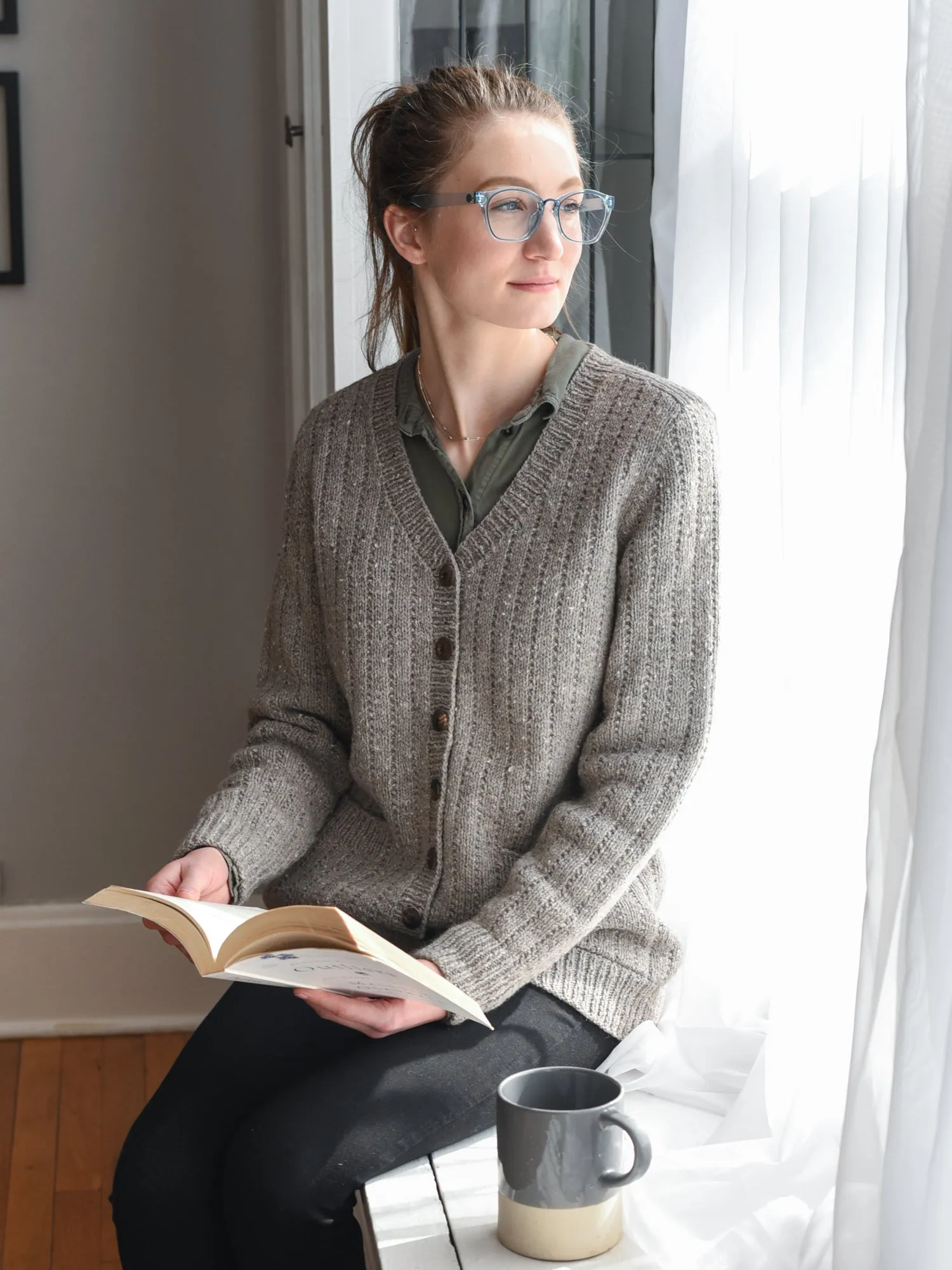 Her Home Office Cardigan <br/><small>knitting pattern</small>