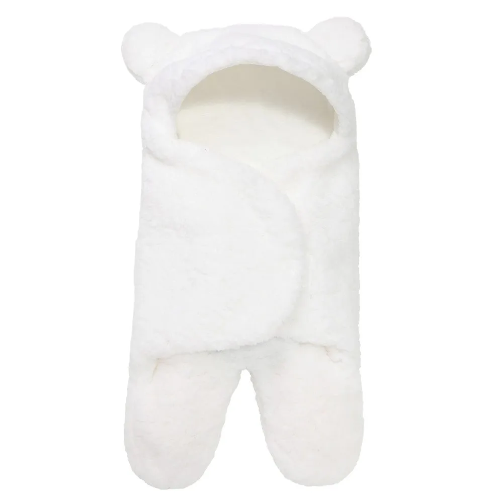 Little Gigglers World 2 Pcs Baby Swaddling Lamb Plush Sleeping Quilt Set