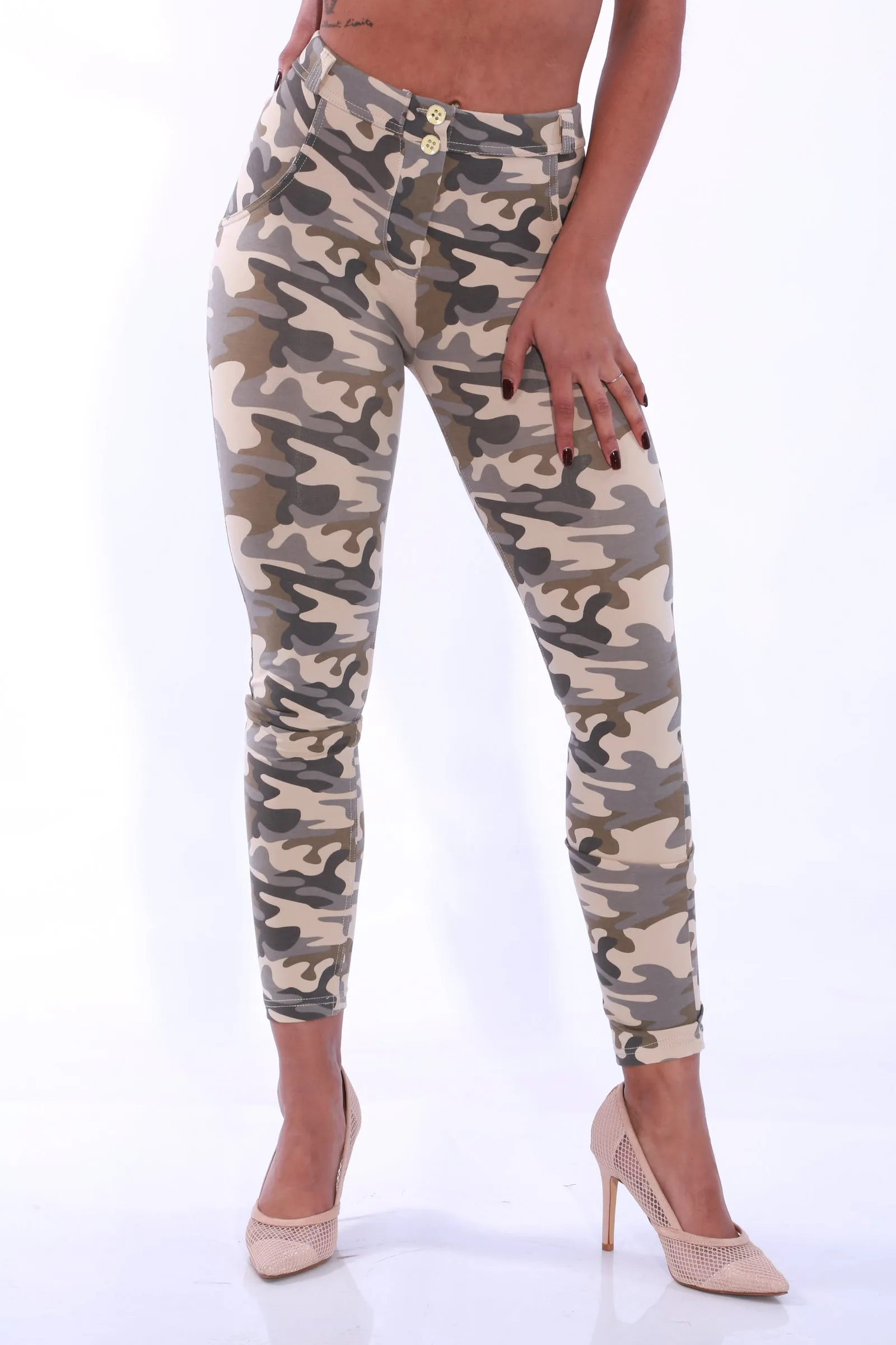 Mid waist Butt lifting Shaping pants- Sandy Camo