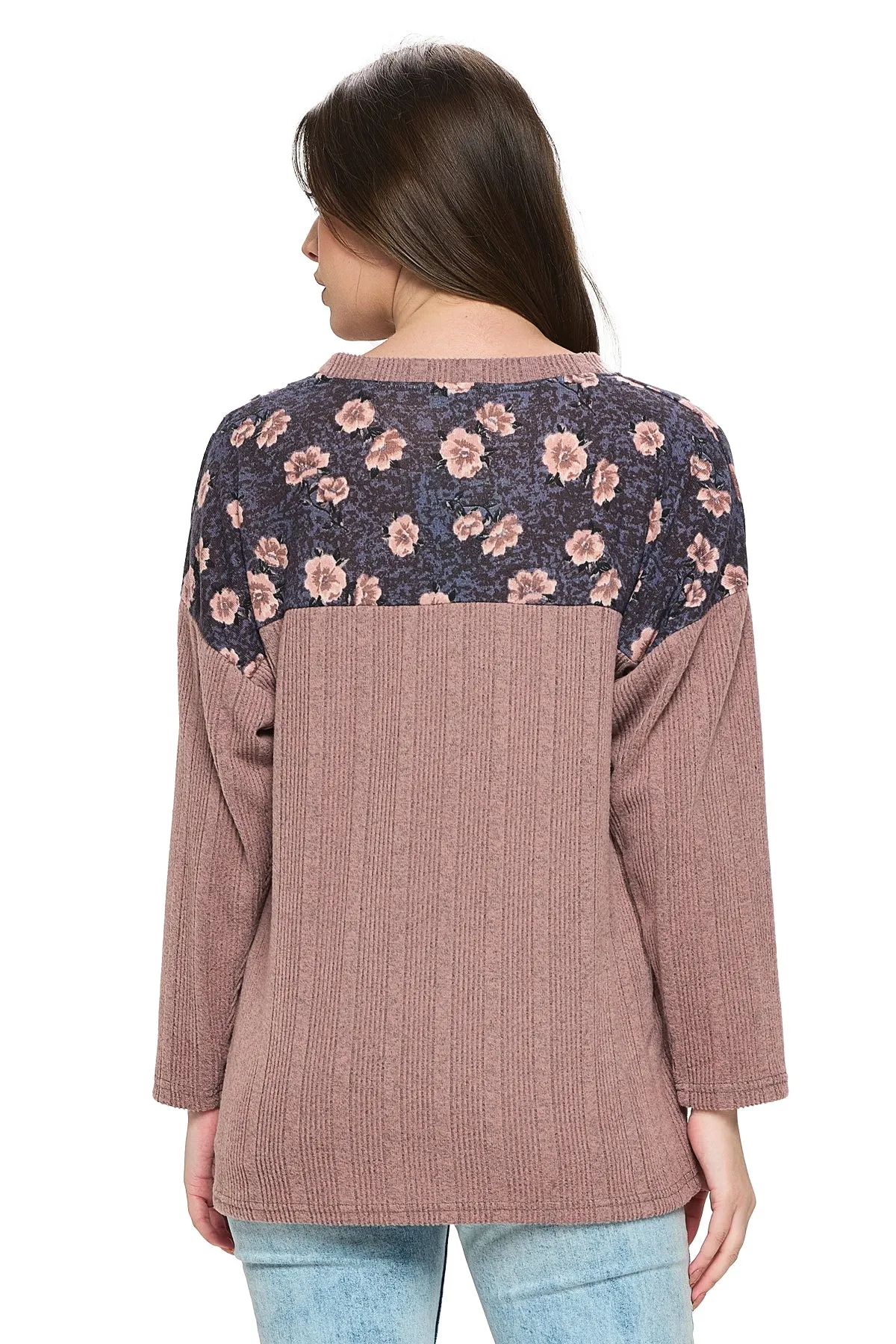 Pullover Oversized Ribbed Floral Shoulders