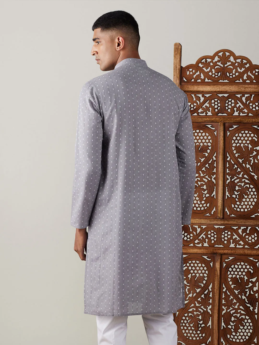 VASTRAMAY Men's Grey Jacquard Cotton Kurta