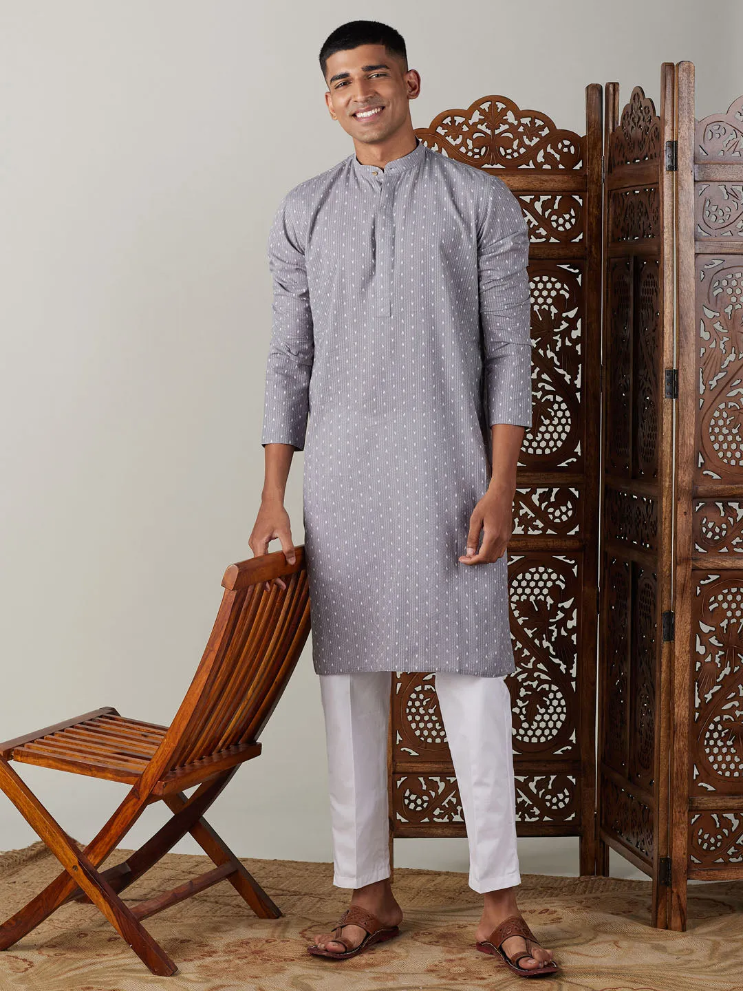 VASTRAMAY Men's Grey Jacquard Cotton Kurta