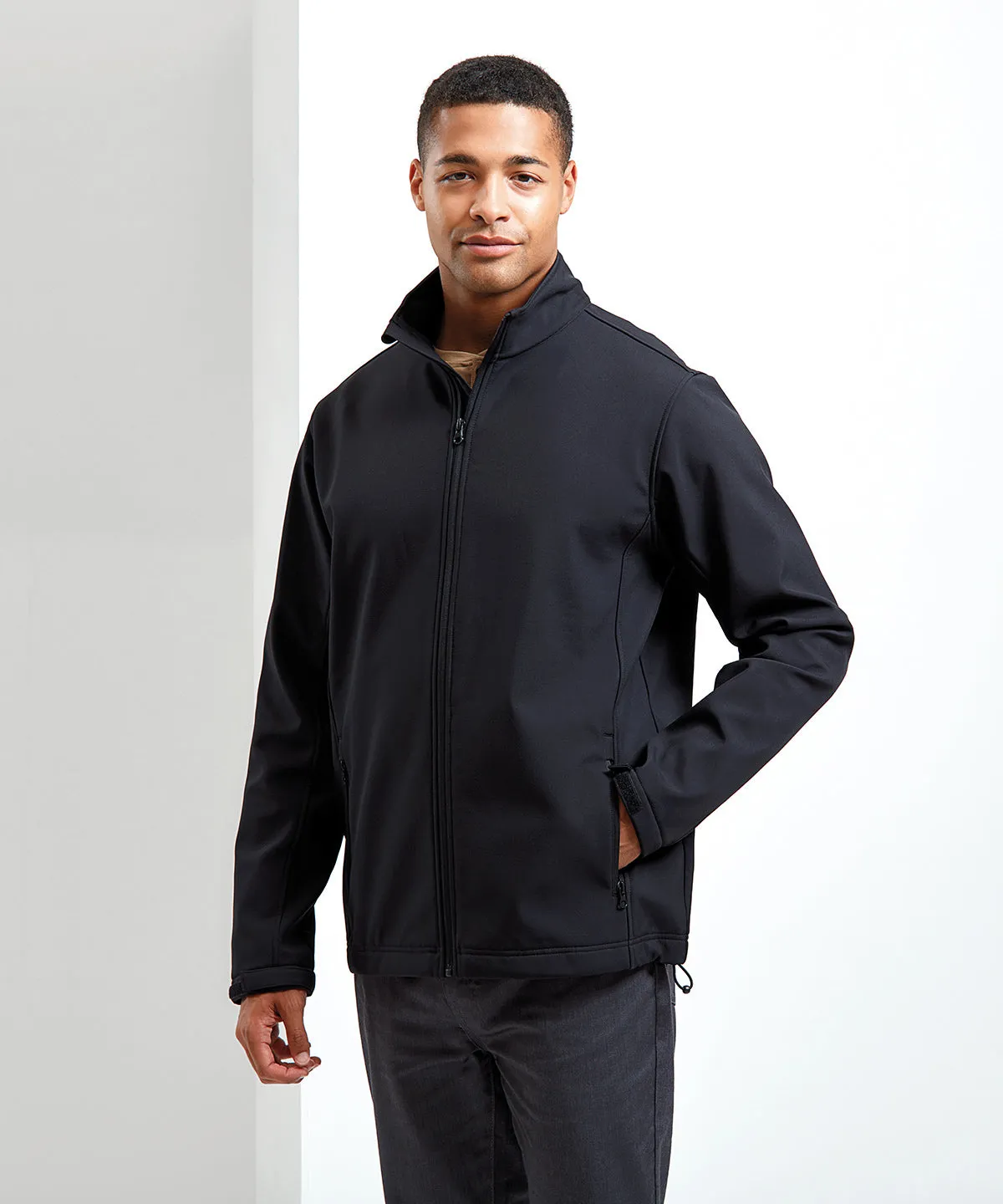 Windchecker® printable and recycled softshell jacket | Black